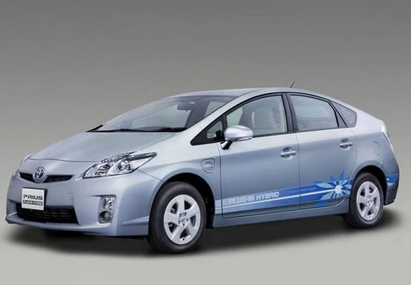 2010 TOYOTA PRIUS PLUG-IN HYBRID PROBLEMS